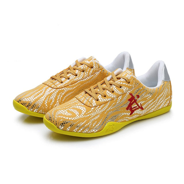New Chinese Traditional Men Kung Fu Taiji Tai Chi Shoes Taekwondo Wear-resistant Wushu Breathable show Martial Arts Shoes 2021
