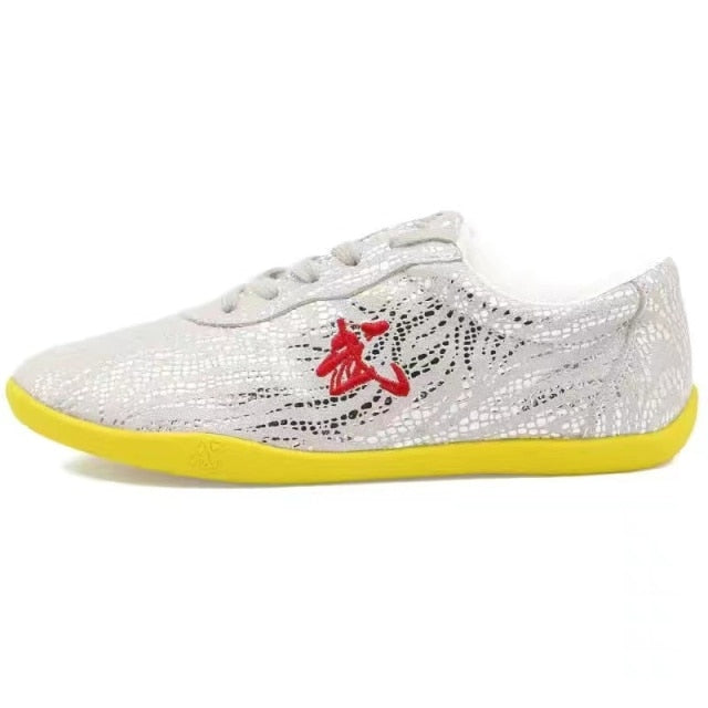 New Chinese Traditional Men Kung Fu Taiji Tai Chi Shoes Taekwondo Wear-resistant Wushu Breathable show Martial Arts Shoes 2021